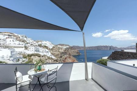 Pearl of Caldera Oia - Boutique by Pearl Collection - 45