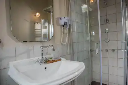 Kyria Boutique House - 6