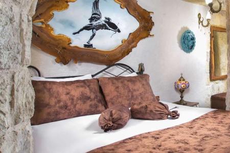 Romantic Cave - 19