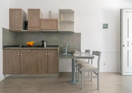 Giannoulis - 10