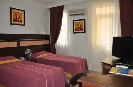 Kleopatra Ada - 8