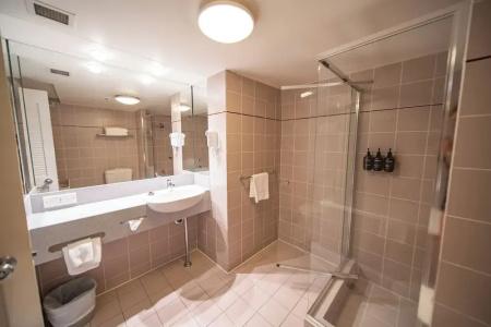 Rydges Esplanade - 140