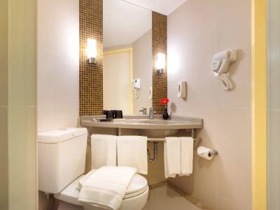 Ibis Bangkok Sathorn - Sha Extra Plus - 10