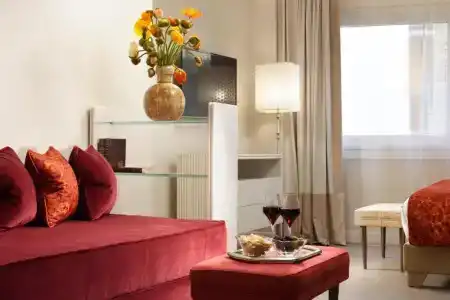 Ponte Vecchio Suites & Spa - 9