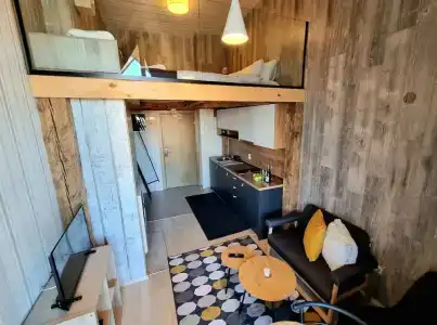 Boutique Entry e - 44