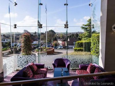 The Stormont - 37