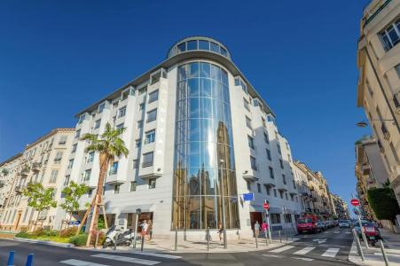 Goldstar  & Suites - 22