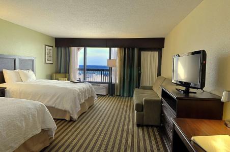 Hampton Inn - 121