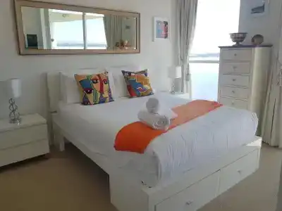 Crystal Bay On The Broadwater - 345