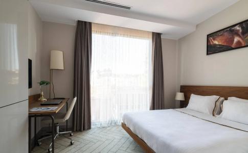 Upsuites - 22