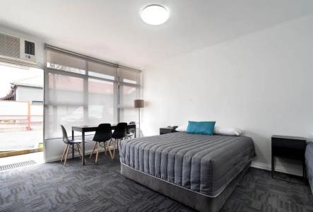 City West - 18