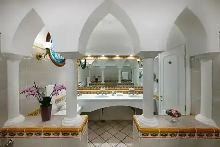 Eden Roc Suites - 256