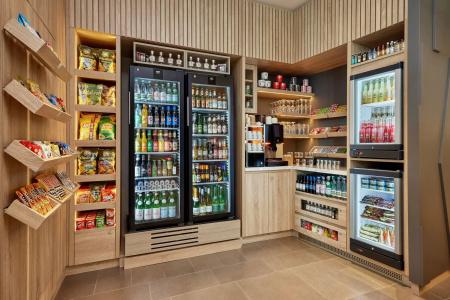 Courtyard by Marriott Berlin City Center - 11
