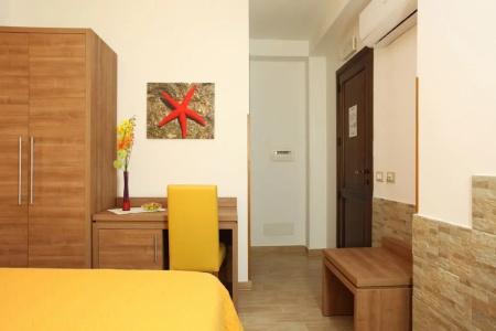 Coralia Bed & Breakfast - 53