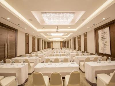 Arize Sukhumvit - 32