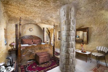 Romantic Cave - 24