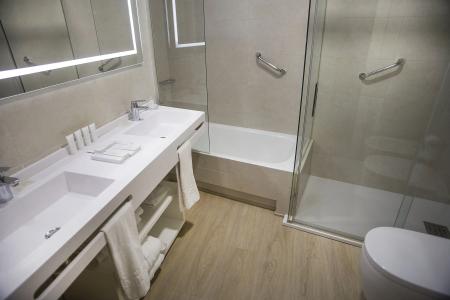 América Sevilla - 18