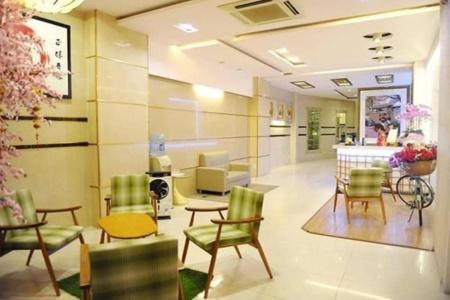 Thuy Sakura & Serviced Apartment - 15