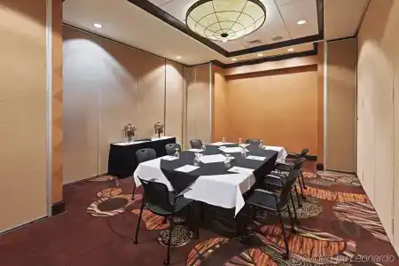 Crowne Plaza Dallas Downtown, An Ihg - 11