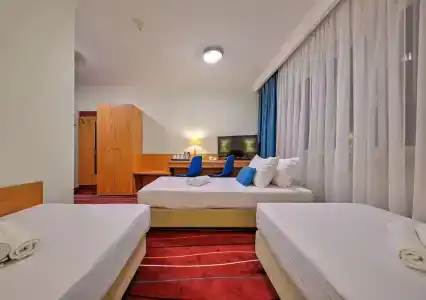 Best Western Portos - 48