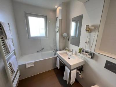 Holiday Inn Paris-Auteuil, An Ihg - 99