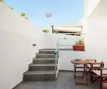 Karidis - 32