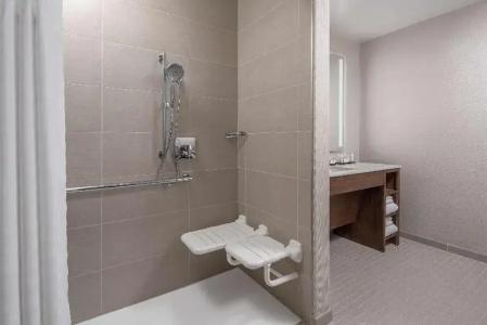 Embassy Suites by Hilton Charleston Harbor Mt. Pleasant - 34