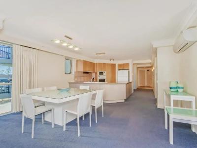 Oceana On Broadbeach - 20