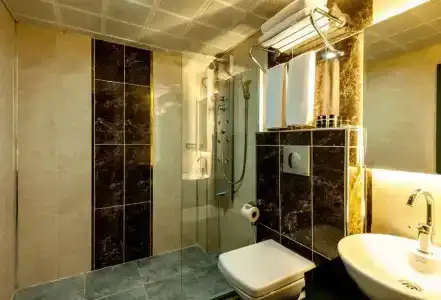 A Palace Suites - 24