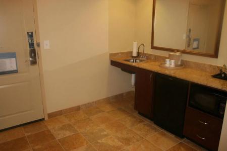 Hampton Inn & Suites/University Area - 34