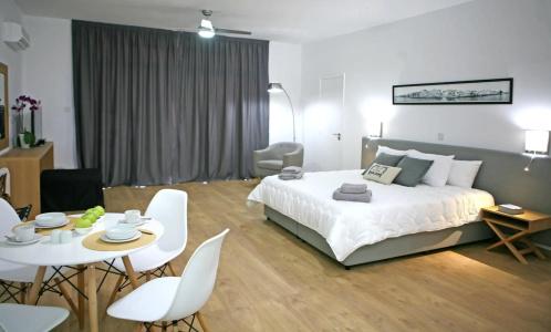 Corina Suites & - 2