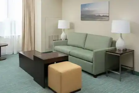 DoubleTree by Hilton Miami Doral - 35