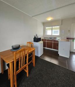 Scenicland Motels - 77