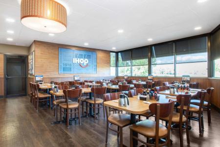 Days Inn by Wyndham Orlando Conv. Center/International Dr - 18