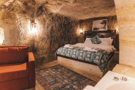 Tale Cave In - 169