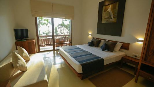 Pandanus Beach Resort & Spa - 6