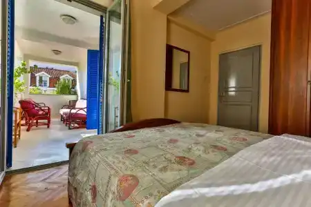 Villa Velzon Guesthouse - 69
