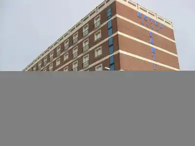 Santiago León - 25