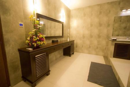 Ellen's Place - 1