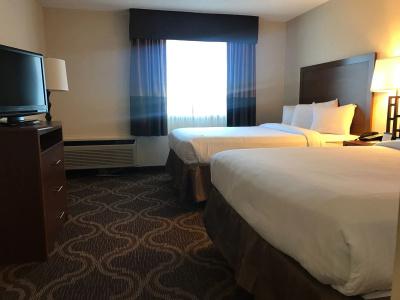 Ashmore Inn and Suites - 4