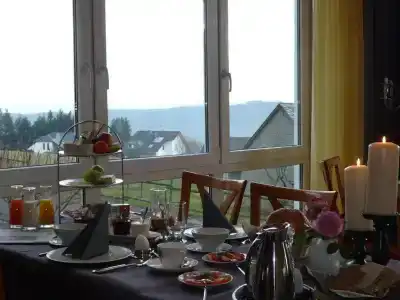 LandZum Kronprinzen - 7