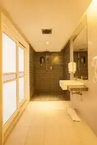 Orange Premier Taman Segar - 8