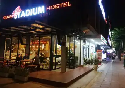 Siam Stadium Hostel - 11