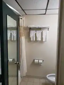 Select Inn - 34