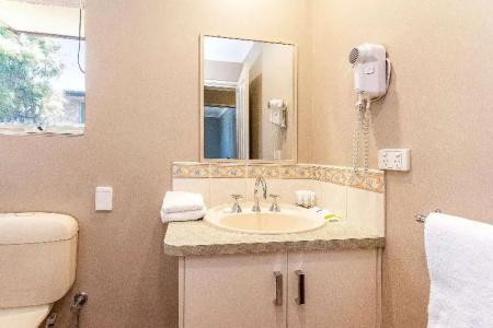Quality Suites Banksia Gardens- Apartment - 32