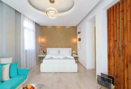 Diamond Luxury Suites - 32