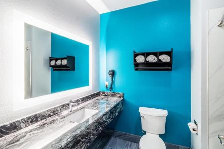Americas Best Value Inn & Suites Kingwood Iah Airport - 7