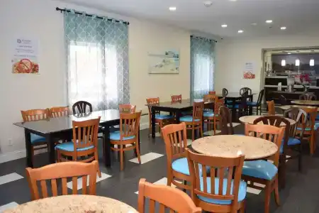 SureStay Plus by Best Western East - 35