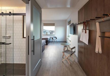 Moxy Denver Cherry Creek - 6