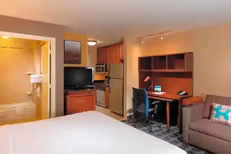 TownePlace Suites Houston Intercontinental Airport - 34
